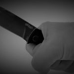 Überfall mit Messer auf Rentner am frühen Nachmittag im Dortmunder Süden – Täter erbeuten vierstellige Summe