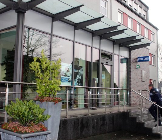 18-Jähriger kauft in Unna Schreckschusswaffe und wird im Sonnenstudio festgenommen