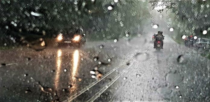 Regen Straße Fahren B1