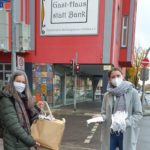 Maskenuebergabe