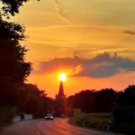 Unna Abend Sonne auf Kirchturm Kessebürener Weg