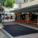 Schaukeldrache Bahnhofstraße Hugendubel