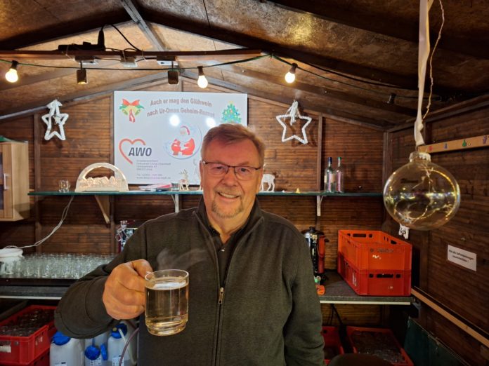 Weihnachtsmarkt Unna AWO Glühwein