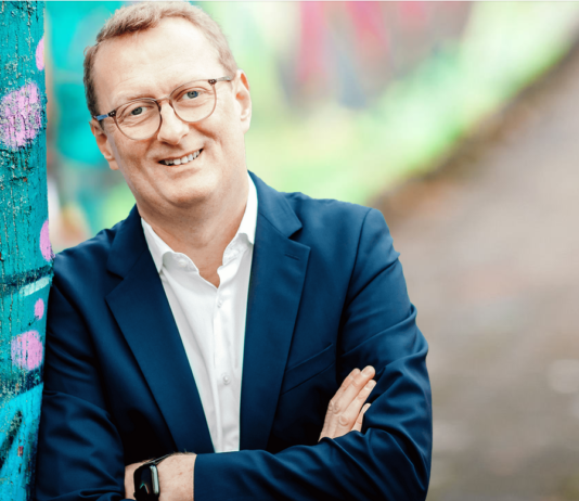Kaczmarek (SPD) spricht zum Reformationstag von Kanzel in Schwerte