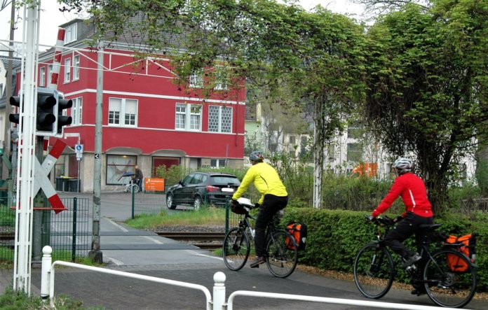 Bahnübergang Frö (1)
