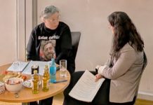 Aktionstag 8 gegen 88 – „Wer sieht unseren Schmerz?“ FH rückt Betroffene rechtsextremer Gewalt in den Fokus