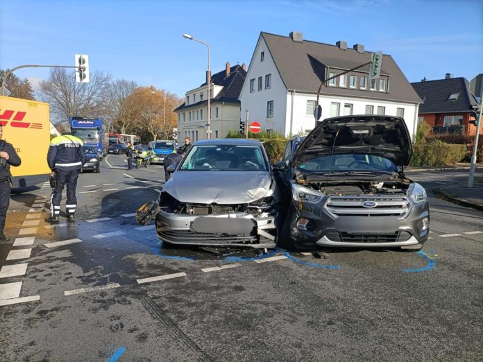 Business Suite_creation_4428050707414158