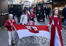 „Seit 70 Jahren Narretei, die Kids von Unna sind dabei“: 5. Jahreszeit mit Helau eröffnet