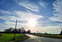 Schwerer Motorradunfall nach Überholmanöver in Fröndenberg-Hohenheide