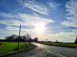 Schwerer Motorradunfall nach Überholmanöver in Fröndenberg-Hohenheide