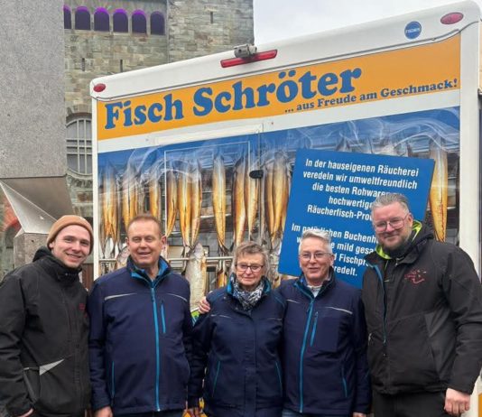 Ära endet nach 37 Jahren: Fischerhändler Schröter verabschieden sich in den Ruhestand