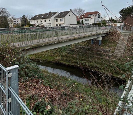 Nicht mehr standsicher – Brücke über der Seseke in Kamen ab sofort komplett gesperrt