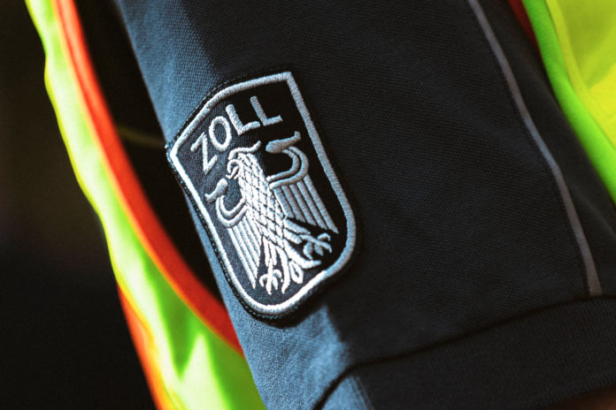 Zoll - Finanzkontrolle Schwarzarbeit (1)