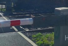 Pedelecfahrer (20) stirbt am Bahnübergang in Dortmund-Sölde