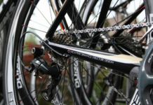 Schwerer Zusammenstoß zwischen Rennradlern und betrunkenem Pedelecfahrer in Dortmund – Ein Schwerverletzter