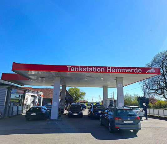 „Normalerweise sinkt der Spritpreis nach Ostermontag wieder deutlich…“