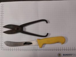 Trotz Waffenbesitzverbot Fleischermesser und Blechschere in der Tasche: Dortmunder laut streitend am Bahnhof erwischt