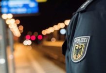 Angriff mit Flasche, Steinwürfe, Messer griffbereit – Aggressive Randalierer halten Bundespolizei im Atem