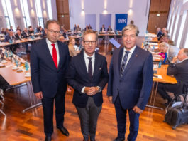 „Anlass zu vorsichtigem Optimismus“ – Top-Ökonom Dr. Hüther sprach bei IHK über „Transformation oder Stagnation“