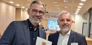„Besonderer Einsatz für Unnaer Innenstadt und lokalen Handel“ – Ehrennadel für Thomas Weber