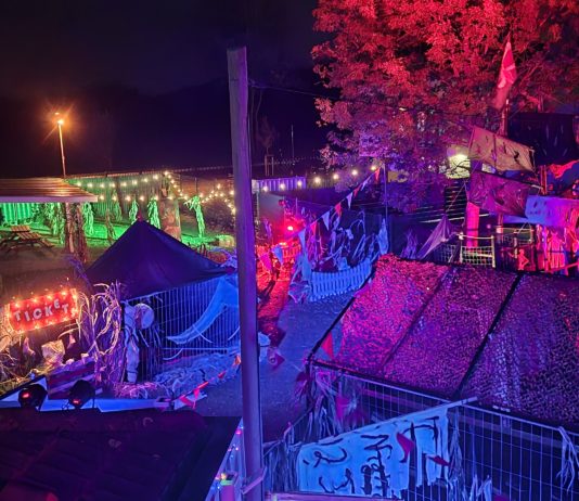 Die Tore des Schreckens öffnen sich wieder: Gruselspaß mit 120 kg Süßigkeiten am Bürgerhaus Alte Heide