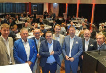 Erstes Hellweg-Wirtschaftsfrühstück in Unnaer Stadthalle mit vier Bürgermeistern aus dem Kreis